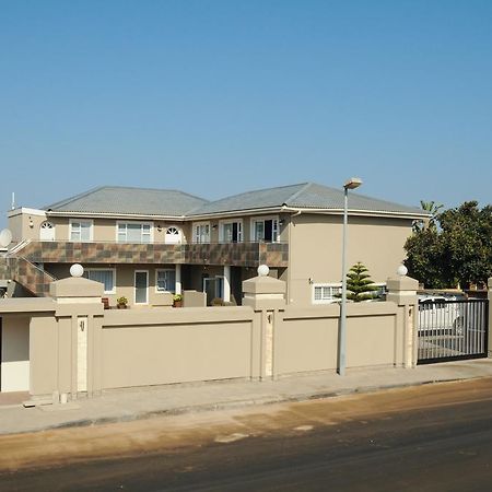 Sea Breeze Guesthouse Swakopmund Exterior photo