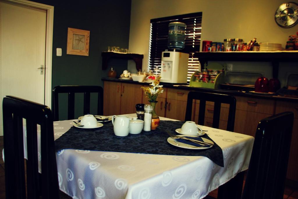 Sea Breeze Guesthouse Swakopmund Exterior photo