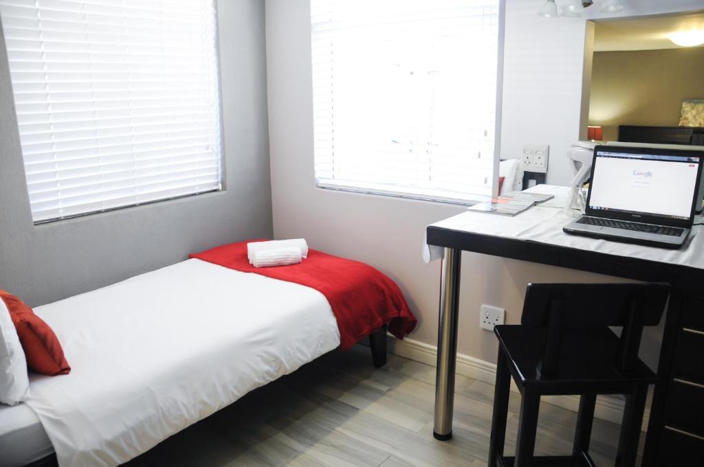 Sea Breeze Guesthouse Swakopmund Exterior photo