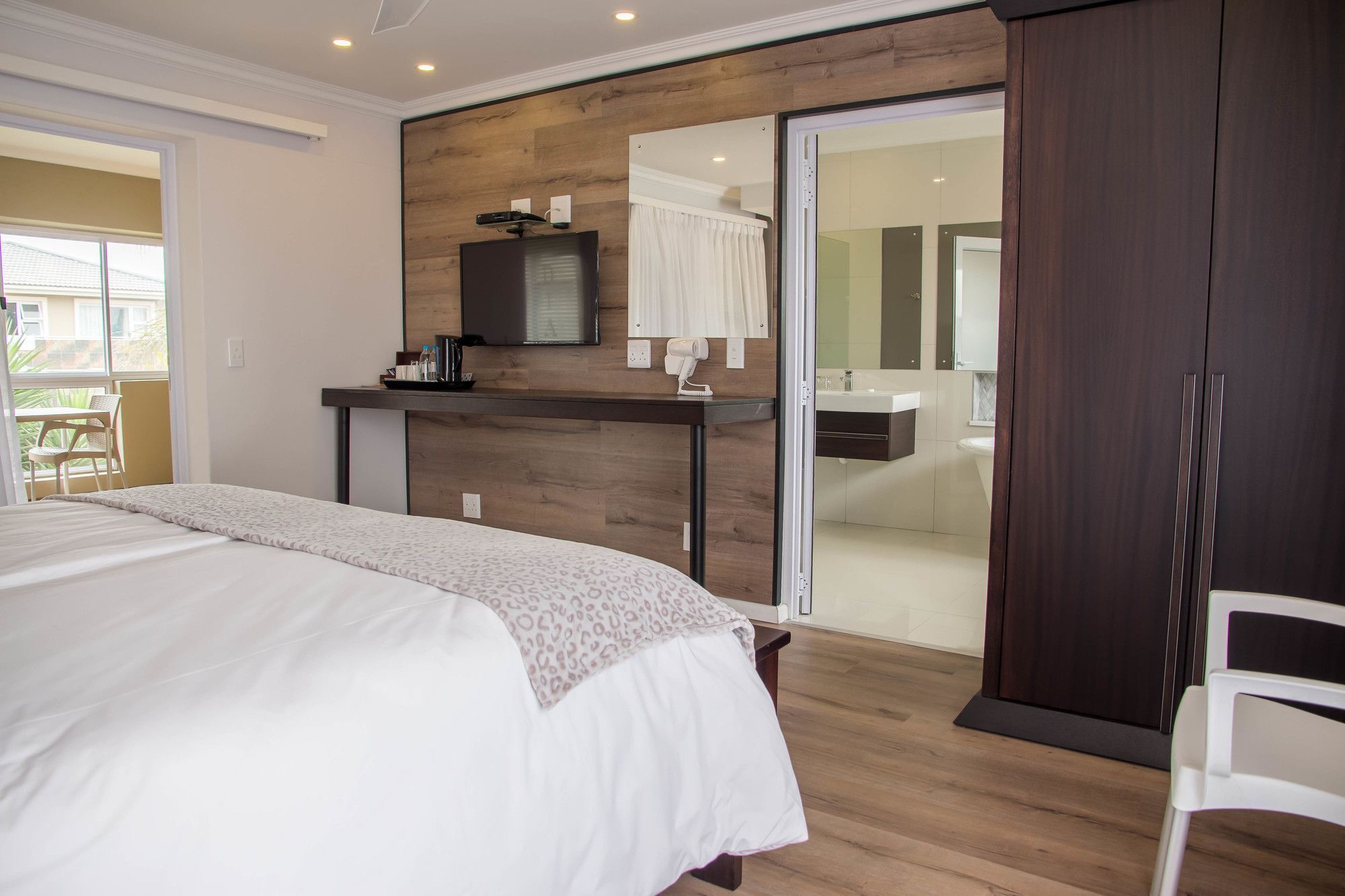 Sea Breeze Guesthouse Swakopmund Exterior photo
